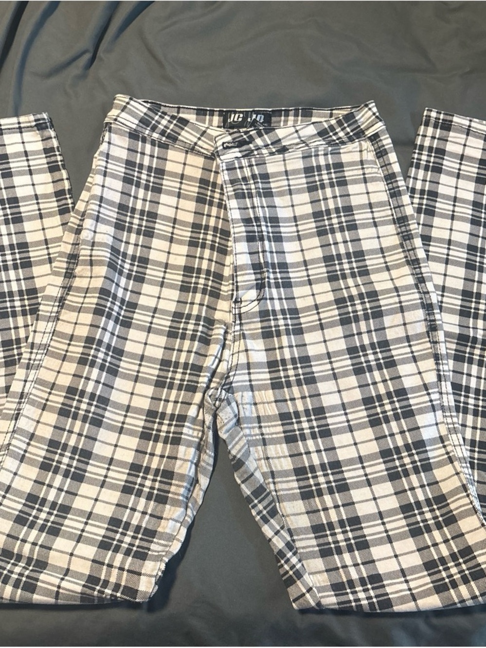 Plaid Skinny Pants in Cream and Black - Unbranded